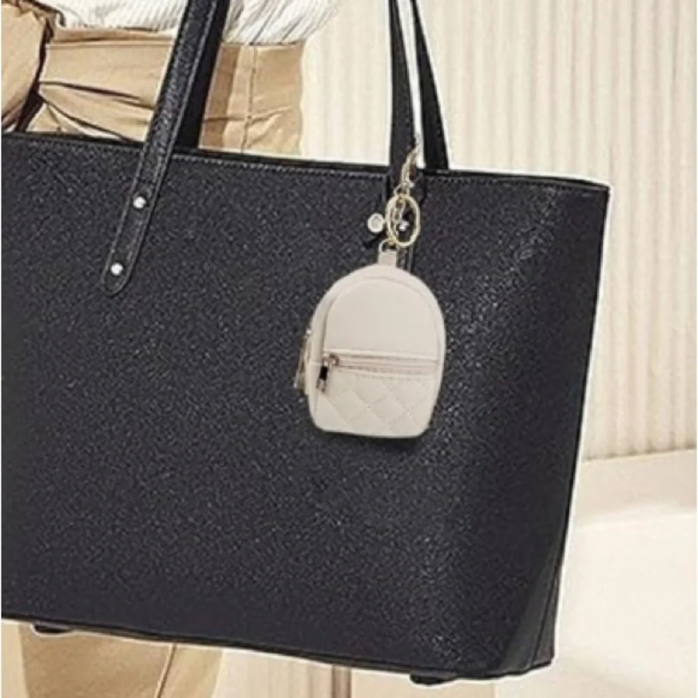 Mini Backpack Coin/Cosmetic Purse - Bag Charm Key Chain - Pink - Picture 3 of 8